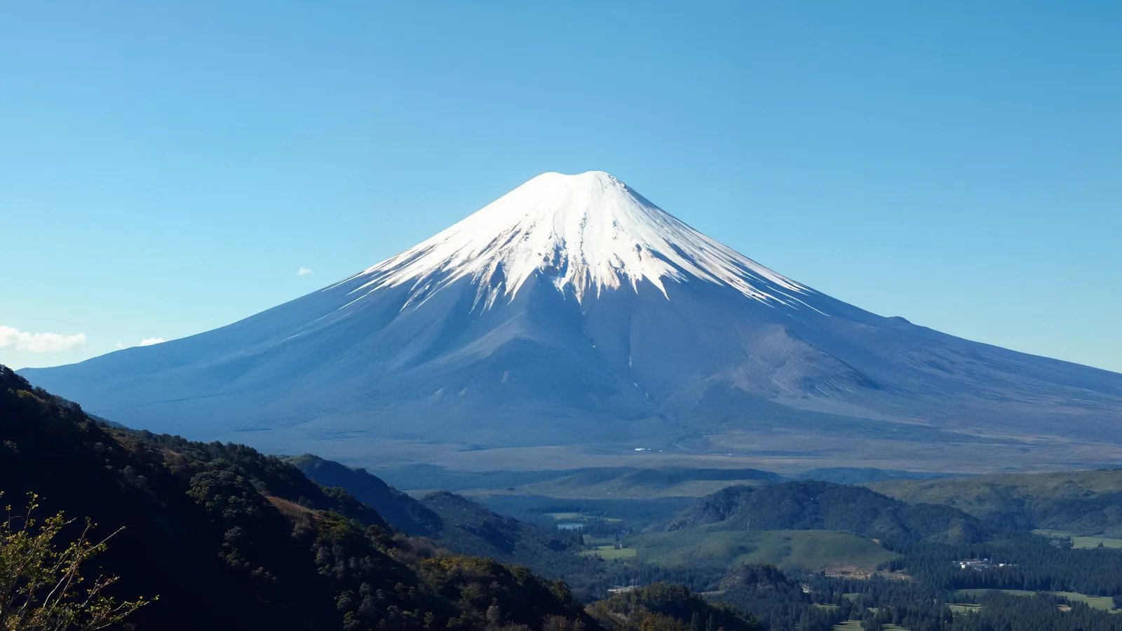 majestic-mount-fuji-under-clear-blue-skies-332776